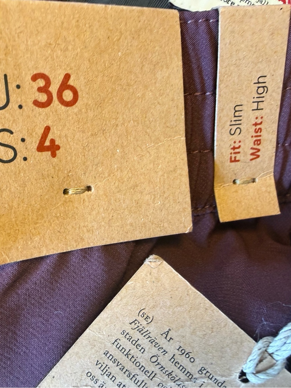 NWT Ladies Fjallraven Port Abisko Trail Stretch Shorts | 4 (EU 36) - Picture 14 of 15